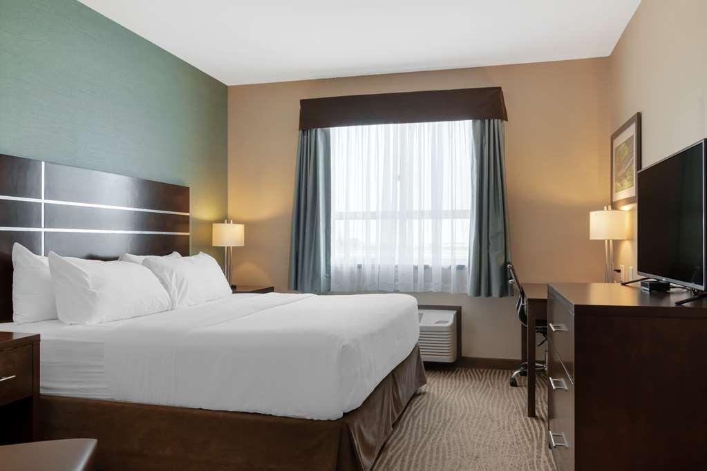 Best Western Plus Moosomin Hotel Oda fotoğraf