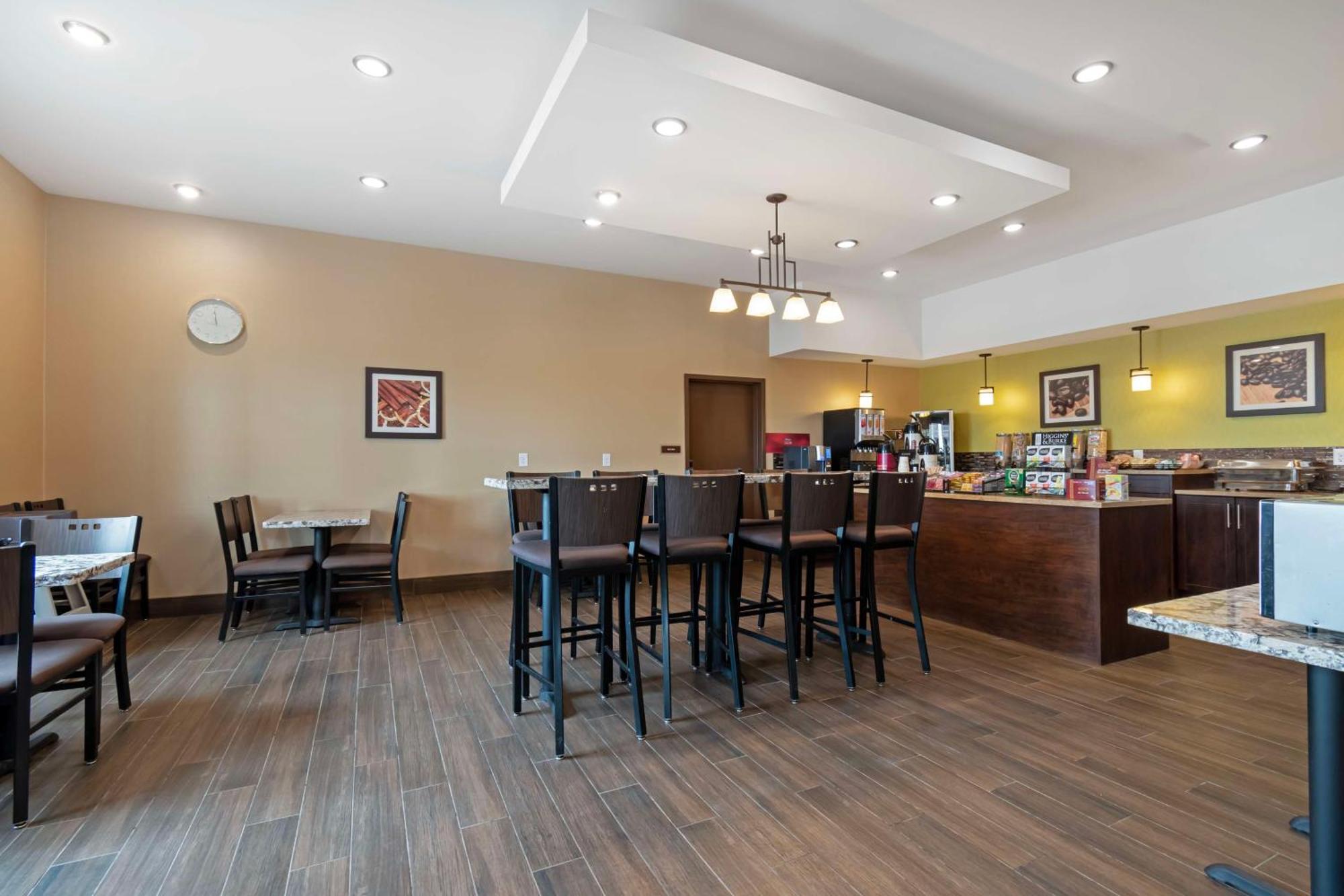 Best Western Plus Moosomin Hotel Dış mekan fotoğraf