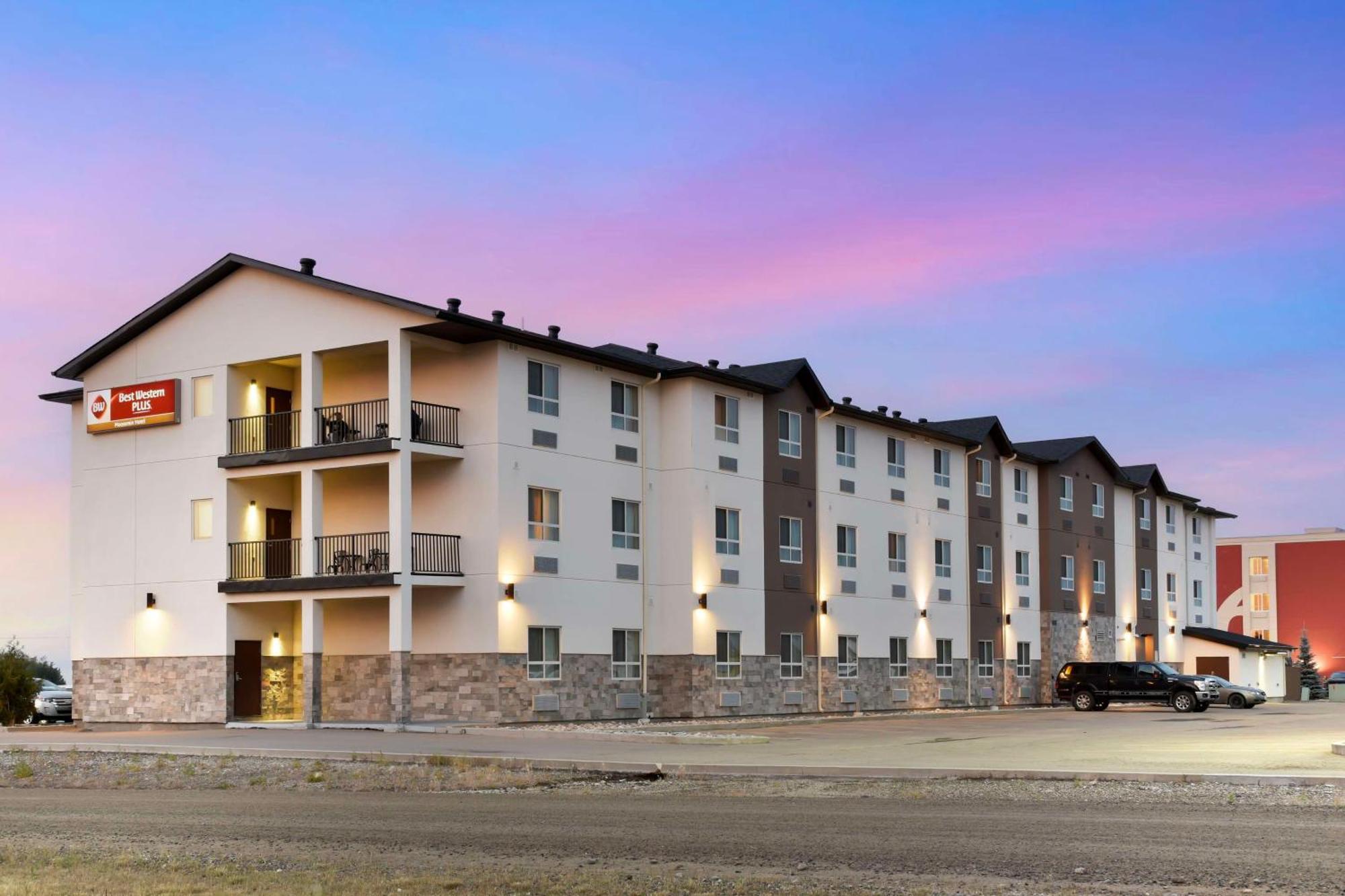 Best Western Plus Moosomin Hotel Dış mekan fotoğraf