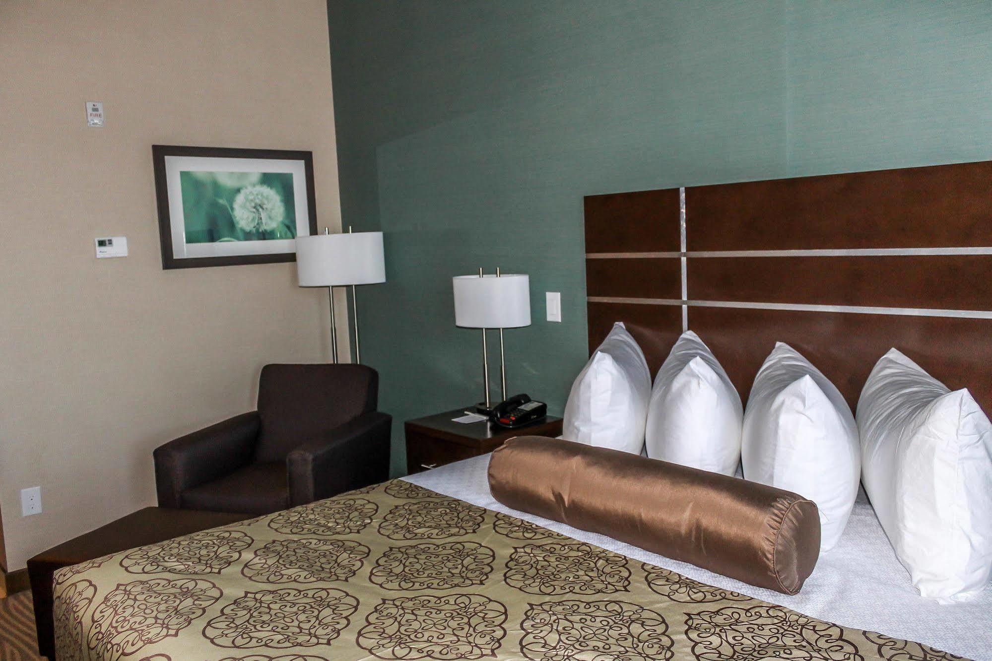 Best Western Plus Moosomin Hotel Dış mekan fotoğraf